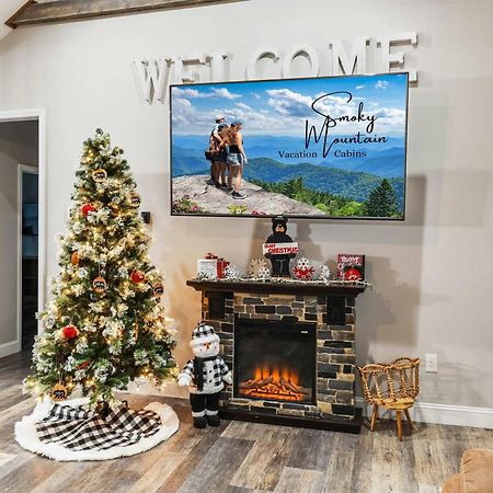 H2Oasis Incredible Pool Retreat With Mountains Views! Villa Sevierville Exterior photo